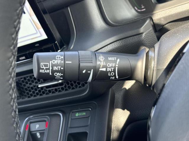 ステップワゴン eHEVスパーダ 純正 11インチ ナビ/フリップダウンモニター 純正 15.6インチ/ホンダセンシング/両側電動スライドドア/シートヒーター 前席/車線逸脱防止支援システム/電動バックドア/登録済未使用車 禁煙車(18枚目)
