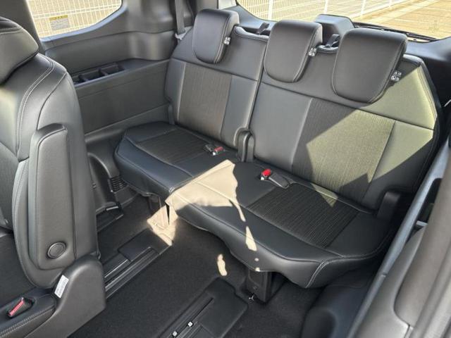 ステップワゴン eHEVスパーダ 純正 11インチ ナビ/フリップダウンモニター 純正 15.6インチ/ホンダセンシング/両側電動スライドドア/シートヒーター 前席/車線逸脱防止支援システム/電動バックドア/登録済未使用車 禁煙車(19枚目)