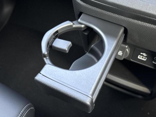 ステップワゴン eHEVスパーダ 純正 11インチ ナビ/フリップダウンモニター 純正 15.6インチ/ホンダセンシング/両側電動スライドドア/シートヒーター 前席/車線逸脱防止支援システム/電動バックドア/登録済未使用車 禁煙車(38枚目)