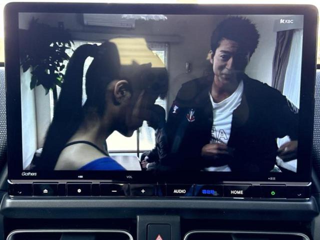 フリード ｅＨＥＶエアーＥＸ　保証書／純正　１１インチ　ナビ／ホンダセンシング／両側電動スライドドア／シートヒーター　前席／車線逸脱防止支援システム／登録済未使用車／ヘッドランプ　ＬＥＤ／Ｂｌｕｅｔｏｏｔｈ接続／ＥＢＤ付ＡＢＳ（12枚目）