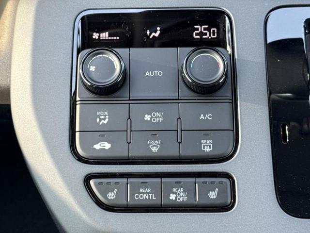 フリード ｅＨＥＶエアーＥＸ　保証書／純正　１１インチ　ナビ／ホンダセンシング／両側電動スライドドア／シートヒーター　前席／車線逸脱防止支援システム／登録済未使用車／ヘッドランプ　ＬＥＤ／Ｂｌｕｅｔｏｏｔｈ接続／ＥＢＤ付ＡＢＳ（31枚目）