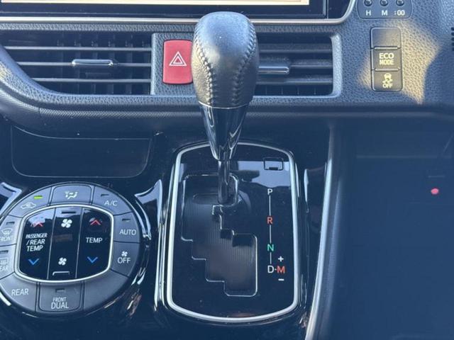 ヴォクシー ZSキラメキ3 保証書/純正 10インチ SDナビ/フリップダウンモニター 純正 12.1インチ/衝突安全装置/両側電動スライドドア/車線逸脱防止支援システム/シート ハーフレザー/ドライブレコーダー 前後 ドラレコ(26枚目)