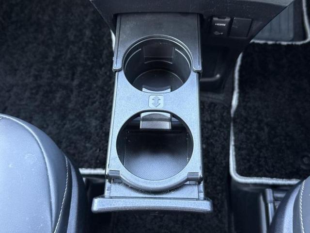 ヴォクシー ZSキラメキ3 保証書/純正 10インチ SDナビ/フリップダウンモニター 純正 12.1インチ/衝突安全装置/両側電動スライドドア/車線逸脱防止支援システム/シート ハーフレザー/ドライブレコーダー 前後 ドラレコ(39枚目)