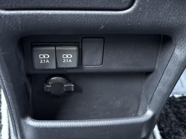 ヴォクシー ZSキラメキ3 保証書/純正 10インチ SDナビ/フリップダウンモニター 純正 12.1インチ/衝突安全装置/両側電動スライドドア/車線逸脱防止支援システム/シート ハーフレザー/ドライブレコーダー 前後 ドラレコ(41枚目)