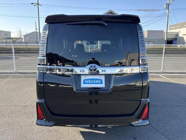 ヴォクシー ZSキラメキ3 保証書/純正 10インチ SDナビ/フリップダウンモニター 純正 12.1インチ/衝突安全装置/両側電動スライドドア/車線逸脱防止支援システム/シート ハーフレザー/ドライブレコーダー 前後 ドラレコ(46枚目)