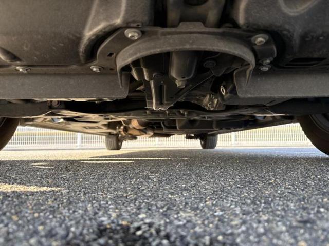 ヴォクシー ZSキラメキ3 保証書/純正 10インチ SDナビ/フリップダウンモニター 純正 12.1インチ/衝突安全装置/両側電動スライドドア/車線逸脱防止支援システム/シート ハーフレザー/ドライブレコーダー 前後 ドラレコ(48枚目)