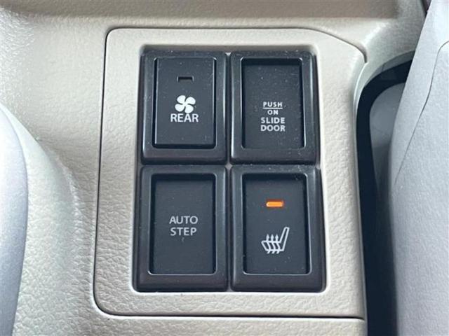 �ԑI�тɂ͂��Y�݂������̂ł��I��̓I�ȍw���܂ł͌������Ă��Ȃ����ǎԂ͋C�ɂȂ�Ƃ������q�l���劽�}�ł��I���񒆌Îԍw���̑����̂���`���������Ă��������I