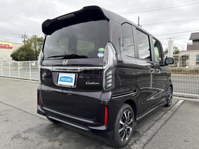N-BOXカスタム G・Lホンダセンシング 新品タイヤ/ディスプレイオーディオ/ホンダセンシング/両側電動スライドドア/車線逸脱防止支援システム/ヘッドランプ LED/ETC/EBD付ABS/横滑り防止装置/アイドリングストップ バックカメラ(3枚目)