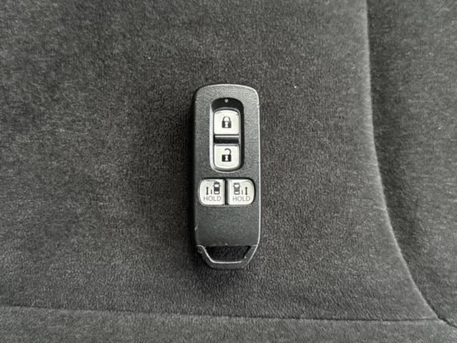 N-BOXカスタム G・Lホンダセンシング 新品タイヤ/ディスプレイオーディオ/ホンダセンシング/両側電動スライドドア/車線逸脱防止支援システム/ヘッドランプ LED/ETC/EBD付ABS/横滑り防止装置/アイドリングストップ バックカメラ(33枚目)