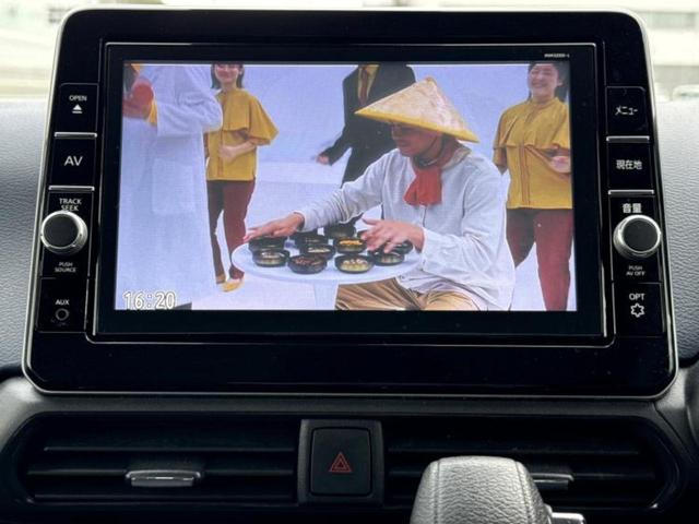 デイズ ハイウェイスターGターボ 保証書/純正 9インチ SDナビ/エマージェンシーブレーキ/アラウンドビューモニター/車線逸脱防止支援システム/ヘッドランプ LED/Bluetooth接続/EBD付ABS/横滑り防止装置 DVD再生(12枚目)