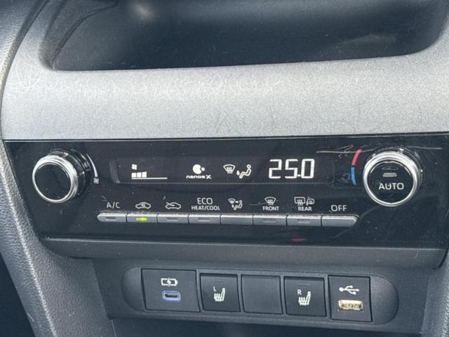 ヤリスクロス ハイブリッドＺ　保証書／ディスプレイオーディオ９インチ／衝突安全装置／シートヒーター　前席／パノラミックビューモニター／車線逸脱防止支援システム／シート　ハーフレザー／ヘッドランプ　ＬＥＤ／ＵＳＢジャック　電動シート（29枚目）