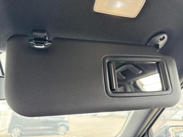 ヤリスクロス ハイブリッドＺ　保証書／ディスプレイオーディオ９インチ／衝突安全装置／シートヒーター　前席／パノラミックビューモニター／車線逸脱防止支援システム／シート　ハーフレザー／ヘッドランプ　ＬＥＤ／ＵＳＢジャック　電動シート（40枚目）