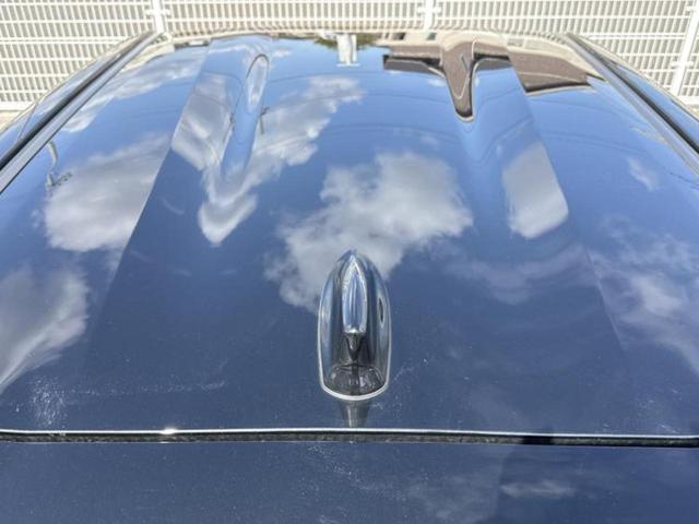 ヤリスクロス ハイブリッドＺ　保証書／ディスプレイオーディオ９インチ／衝突安全装置／シートヒーター　前席／パノラミックビューモニター／車線逸脱防止支援システム／シート　ハーフレザー／ヘッドランプ　ＬＥＤ／ＵＳＢジャック　電動シート（48枚目）