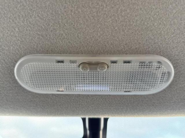 �ԑI�тɂ͂��Y�݂������̂ł��I��̓I�ȍw���܂ł͌������Ă��Ȃ����ǎԂ͋C�ɂȂ�Ƃ������q�l���劽�}�ł��I���񒆌Îԍw���̑����̂���`���������Ă��������I