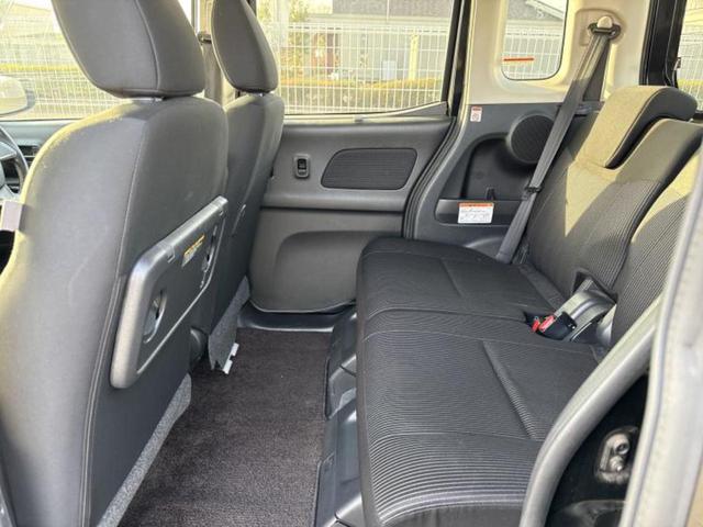 デイズルークス ハイウェイスターＸ　新品タイヤ／保証書／純正　ＳＤナビ／エマージェンシーブレーキ／電動スライドドア／アラウンドビューモニター／ヘッドランプ　ＨＩＤ／Ｂｌｕｅｔｏｏｔｈ接続／ＥＢＤ付ＡＢＳ／横滑り防止装置　全周囲カメラ（8枚目）