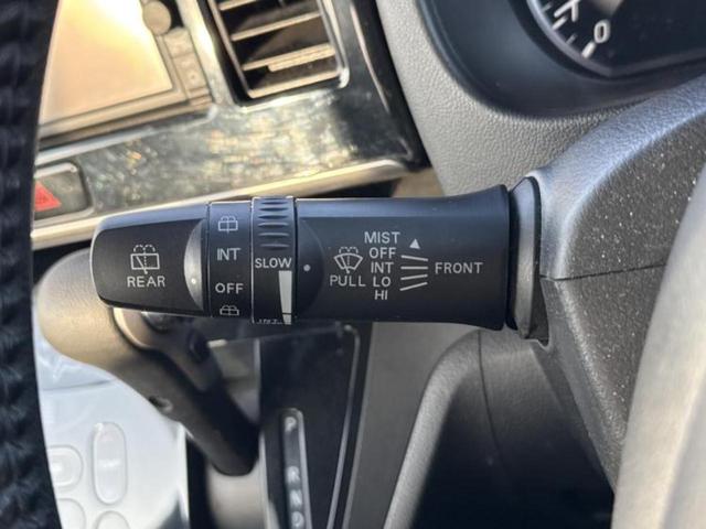 デイズルークス ハイウェイスターＸ　新品タイヤ／保証書／純正　ＳＤナビ／エマージェンシーブレーキ／電動スライドドア／アラウンドビューモニター／ヘッドランプ　ＨＩＤ／Ｂｌｕｅｔｏｏｔｈ接続／ＥＢＤ付ＡＢＳ／横滑り防止装置　全周囲カメラ（17枚目）