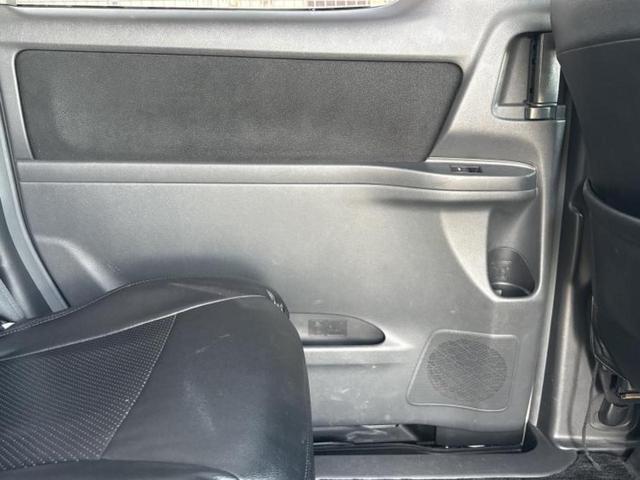 アルファード ２４０Ｓ　新品タイヤ／保証書／純正　ＨＤＤナビ／フリップダウンモニター　社外　１０．１インチ／両側電動スライドドア／パノラミックビューモニター／ヘッドランプ　ＨＩＤ／Ｂｌｕｅｔｏｏｔｈ接続／ＥＴＣ　ローダウン（25枚目）