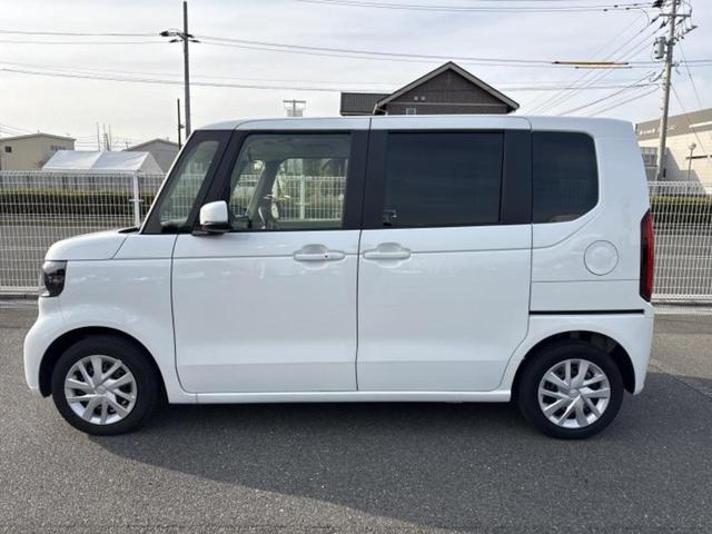 Ｎ－ＢＯＸ ヒョウジュン　保証書／ホンダセンシング／電動スライドドア／シートヒーター　前席／車線逸脱防止支援システム／ヘッドランプ　ＬＥＤ／横滑り防止装置／バックモニター／禁煙車／パワーウインドウ／エンジンスタートボタン（2枚目）