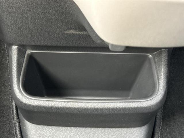 Ｎ－ＢＯＸ ヒョウジュン　保証書／ホンダセンシング／電動スライドドア／シートヒーター　前席／車線逸脱防止支援システム／ヘッドランプ　ＬＥＤ／横滑り防止装置／バックモニター／禁煙車／パワーウインドウ／エンジンスタートボタン（34枚目）