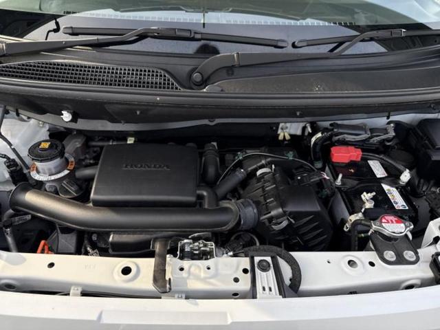 Ｎ－ＢＯＸ ヒョウジュン　保証書／ホンダセンシング／電動スライドドア／シートヒーター　前席／車線逸脱防止支援システム／ヘッドランプ　ＬＥＤ／横滑り防止装置／バックモニター／禁煙車／パワーウインドウ／エンジンスタートボタン（47枚目）