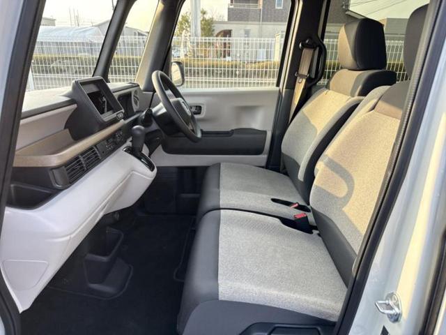 Ｎ－ＢＯＸ ヒョウジュン　保証書／衝突安全装置／電動スライドドア／シートヒーター　前席／車線逸脱防止支援システム／ヘッドランプ　ＬＥＤ／ＥＢＤ付ＡＢＳ／横滑り防止装置／アイドリングストップ／ホンダセンシング／禁煙車（7枚目）