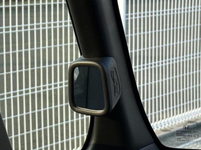 Ｎ－ＢＯＸ ヒョウジュン　保証書／衝突安全装置／電動スライドドア／シートヒーター　前席／車線逸脱防止支援システム／ヘッドランプ　ＬＥＤ／ＥＢＤ付ＡＢＳ／横滑り防止装置／アイドリングストップ／ホンダセンシング／禁煙車（36枚目）