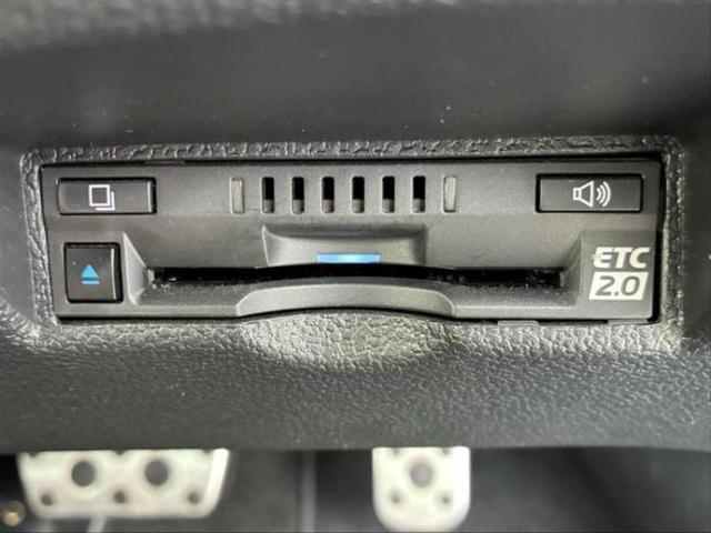 プリウス Ａツーリングセレクションブラックエディション　新品タイヤ／保証書／ディスプレイオーディオ＋ナビ８インチ／衝突安全装置／シートヒーター／パノラミックビューモニター／車線逸脱防止支援システム／シート　合皮／パーキングアシスト　自動操舵　全周囲カメラ（15枚目）