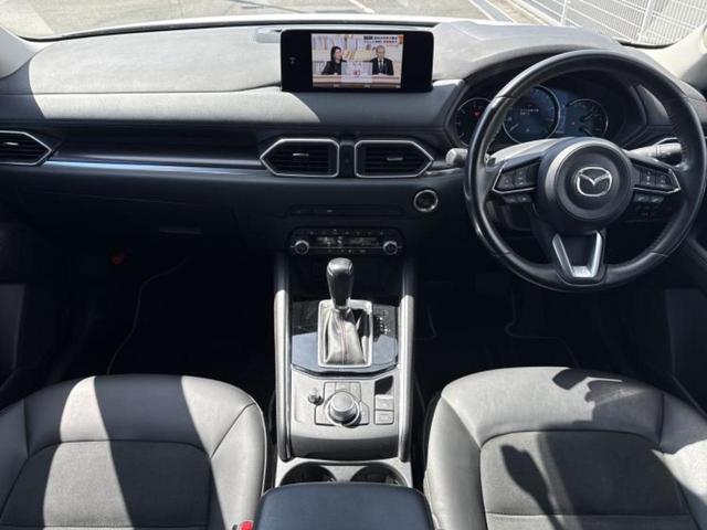 ＣＸ－５ ＸＤブラックトーンエディション　保証書／純正　ＳＤナビ／衝突安全装置／シートヒーター／全方位モニター／車線逸脱防止支援システム／シート　ハーフレザー／電動バックドア／ドライブレコーダー　前後／ヘッドランプ　ＬＥＤ／ＵＳＢジャック（4枚目）