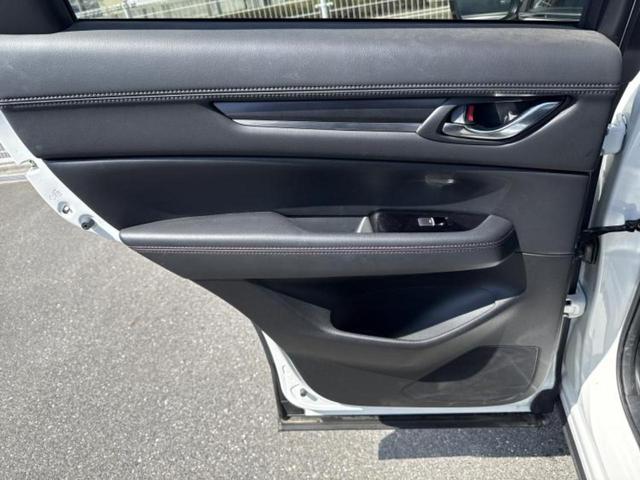ＣＸ－５ ＸＤブラックトーンエディション　保証書／純正　ＳＤナビ／衝突安全装置／シートヒーター／全方位モニター／車線逸脱防止支援システム／シート　ハーフレザー／電動バックドア／ドライブレコーダー　前後／ヘッドランプ　ＬＥＤ／ＵＳＢジャック（24枚目）