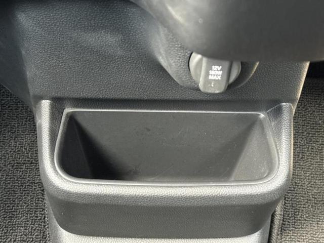 N-BOXカスタム ヒョウジュン 保証書/ホンダセンシング/電動スライドドア/シートヒーター 前席/車線逸脱防止支援システム/ヘッドランプ LED/EBD付ABS/横滑り防止装置/アイドリングストップ/禁煙車/エアバッグ 運転席(33枚目)