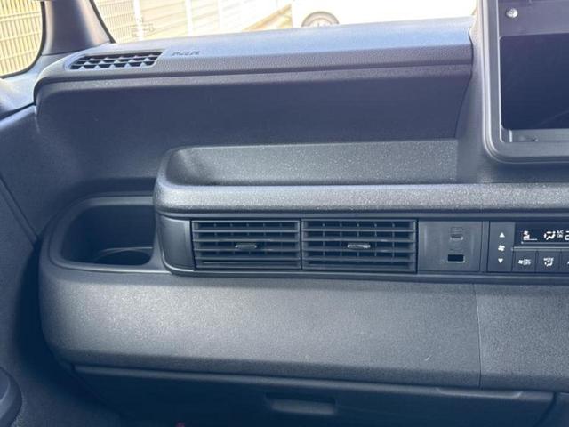 N-BOXカスタム ヒョウジュン 保証書/ホンダセンシング/電動スライドドア/シートヒーター 前席/車線逸脱防止支援システム/ヘッドランプ LED/EBD付ABS/横滑り防止装置/アイドリングストップ/禁煙車/エアバッグ 運転席(35枚目)