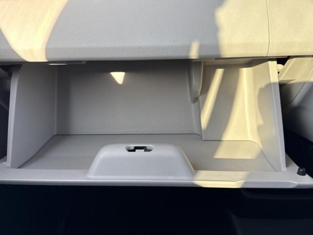 Ｎ－ＢＯＸ ヒョウジュン　保証書／ホンダセンシング／電動スライドドア／ヘッドランプ　ＬＥＤ／ＥＢＤ付ＡＢＳ／アイドリングストップ／禁煙車／エアバッグ　運転席／エアバッグ　助手席／エアバッグ　サイド／パワーウインドウ（29枚目）