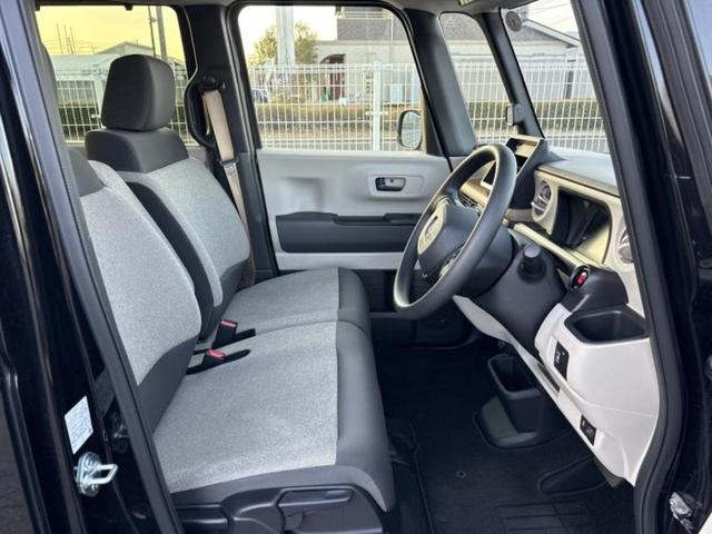 Ｎ－ＢＯＸ ヒョウジュン　保証書／ホンダセンシング／電動スライドドア／車線逸脱防止支援システム／ヘッドランプ　ＬＥＤ／ＥＢＤ付ＡＢＳ／横滑り防止装置／アイドリングストップ／禁煙車／エアバッグ　運転席／エアバッグ　助手席（5枚目）