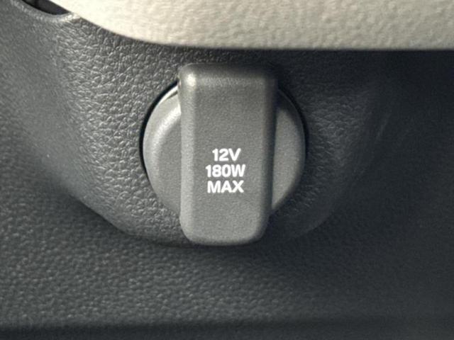 Ｎ－ＢＯＸ ヒョウジュン　保証書／ホンダセンシング／電動スライドドア／車線逸脱防止支援システム／ヘッドランプ　ＬＥＤ／ＥＢＤ付ＡＢＳ／横滑り防止装置／アイドリングストップ／禁煙車／エアバッグ　運転席／エアバッグ　助手席（33枚目）