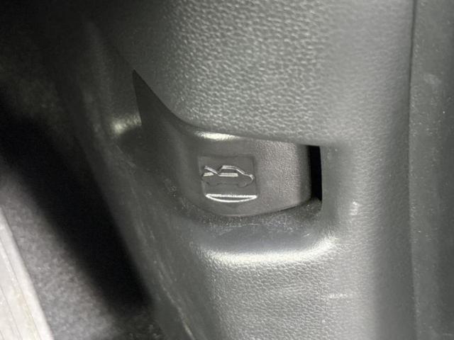 Ｎ－ＢＯＸ ヒョウジュン　保証書／ホンダセンシング／電動スライドドア／車線逸脱防止支援システム／ヘッドランプ　ＬＥＤ／ＥＢＤ付ＡＢＳ／横滑り防止装置／アイドリングストップ／禁煙車／エアバッグ　運転席／エアバッグ　助手席（41枚目）