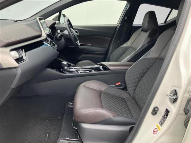 Ｃ－ＨＲ Ｇ　純正エアロ／保証書／純正　９インチ　ＳＤナビ／衝突安全装置／シートヒーター／車線逸脱防止支援システム／シート　ハーフレザー／ドライブレコーダー　社外／ヘッドランプ　ＬＥＤ／Ｂｌｕｅｔｏｏｔｈ接続（5枚目）