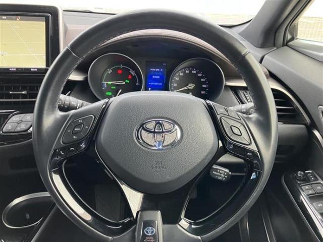 Ｃ－ＨＲ Ｇ　純正エアロ／保証書／純正　９インチ　ＳＤナビ／衝突安全装置／シートヒーター／車線逸脱防止支援システム／シート　ハーフレザー／ドライブレコーダー　社外／ヘッドランプ　ＬＥＤ／Ｂｌｕｅｔｏｏｔｈ接続（12枚目）