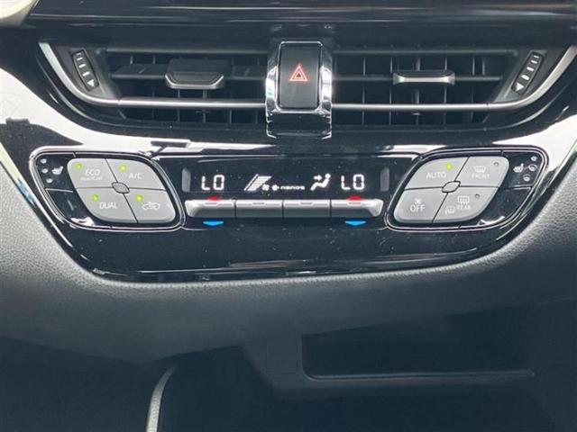 Ｃ－ＨＲ Ｇ　純正エアロ／保証書／純正　９インチ　ＳＤナビ／衝突安全装置／シートヒーター／車線逸脱防止支援システム／シート　ハーフレザー／ドライブレコーダー　社外／ヘッドランプ　ＬＥＤ／Ｂｌｕｅｔｏｏｔｈ接続（16枚目）