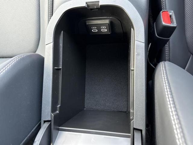 RAV4 4WD G Zパッケージ 純正エアロ/保証書/純正 10インチ SDナビ/トヨタセーフティセンス/シートヒーター/パノラミックビューモニター/車線逸脱防止支援システム/シート 合皮/電動バックドア/ヘッドランプ LED 4WD(34枚目)