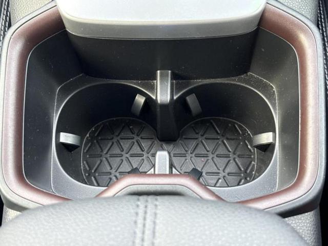 RAV4 4WD G Zパッケージ 純正エアロ/保証書/純正 10インチ SDナビ/トヨタセーフティセンス/シートヒーター/パノラミックビューモニター/車線逸脱防止支援システム/シート 合皮/電動バックドア/ヘッドランプ LED 4WD(39枚目)