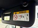 WECARSの展示場では実際に見て、触ってお車をお選びいただけます!知識の豊富な営業スタッフが様々なカーライフをご提案いたします!