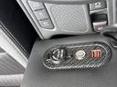 ハイブリッドＺ　保証書／ディスプレイオーディオ９インチ／衝突安全装置／シートヒーター　前席／パノラミックビューモニター／車線逸脱防止支援システム／シート　ハーフレザー／ヘッドランプ　ＬＥＤ／ＵＳＢジャック　電動シート（32枚目）