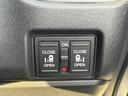 お車に合わせて無料保証以外にも、保証範囲、期間、距離を拡充させた有料保証もご用意しております!中古車の購入が初めてで不安・・・というお客様もご安心ください!