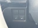 日常の運転を助けるスイッチ類です。感覚的に操作でき、快適なドライブを後押しします。