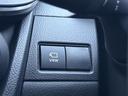 日々の運転を支えるスイッチ類を備えています。操作性は高く、快適なドライブをサポートするでしょう。