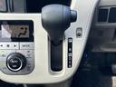 スムーズなシフトチェンジで、快適な運転体験。操作性にも優れ、運転初心者の方でも安心して操作できます。街乗りから高速道路まで、あらゆるシーンで活躍します。