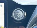 日々の運転を支えるスイッチ類を備えています。分かりやすい操作感で、快適なドライブをサポートします。