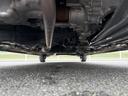 車両前方側の下廻り画像です。エンジン付近から車両中央部までの状態を確認いただけます。◆ご購入前に気になる下廻りの様子を把握したい方は、店頭スタッフまでお問い合わせ下さい。