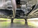 車両前方側の下廻り画像です。エンジン付近から車両中央部までの状態を確認いただけます。◆ご購入前に気になる下廻りの様子を把握したい方は、店頭スタッフまでお問い合わせ下さい。