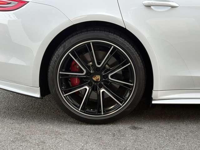ターボ　ＰＤＫ　４ＷＤ　スポーツクロノＰＫＧ／ＢＯＳＥサラウンド／３６０°カメラ／１８Ｗａｙスポーツシート／４ゾーンオートエアコン／ボルドーレッドフルレザー／カーボンインテリア／Ａｐｐｌｅ　ＣａｒＰｌａｙ（画像48）